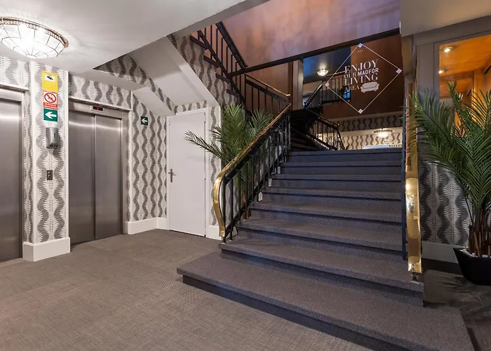 Hotel Acta Madfor
